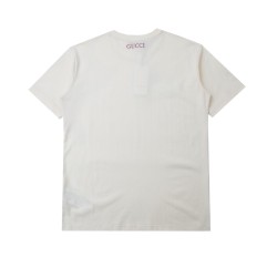 Gucc* T-shirt